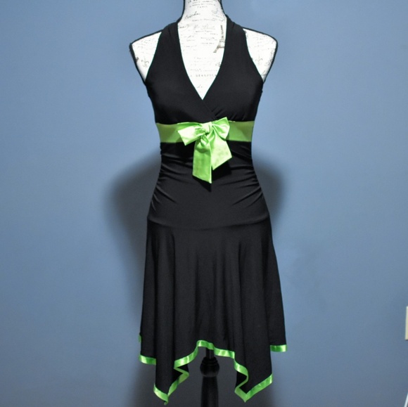 black dress with green accents Dark Green Velvet Flower Girl Dress Birthday Wedding party Bridesmaid –  Avadress main image 1